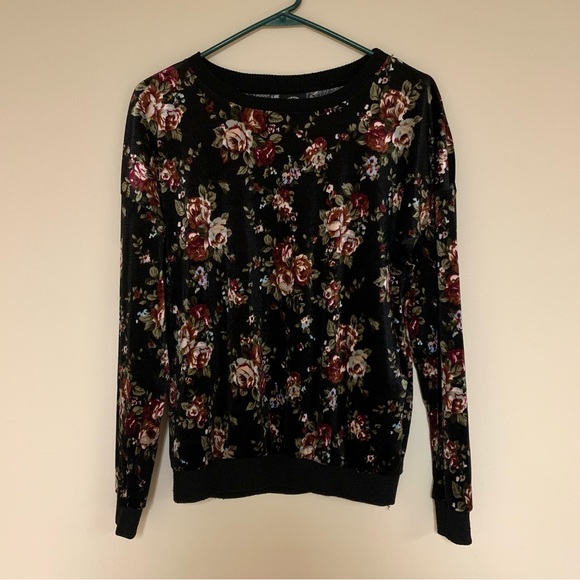 Flower Print Velour Top - Picture 1 of 4
